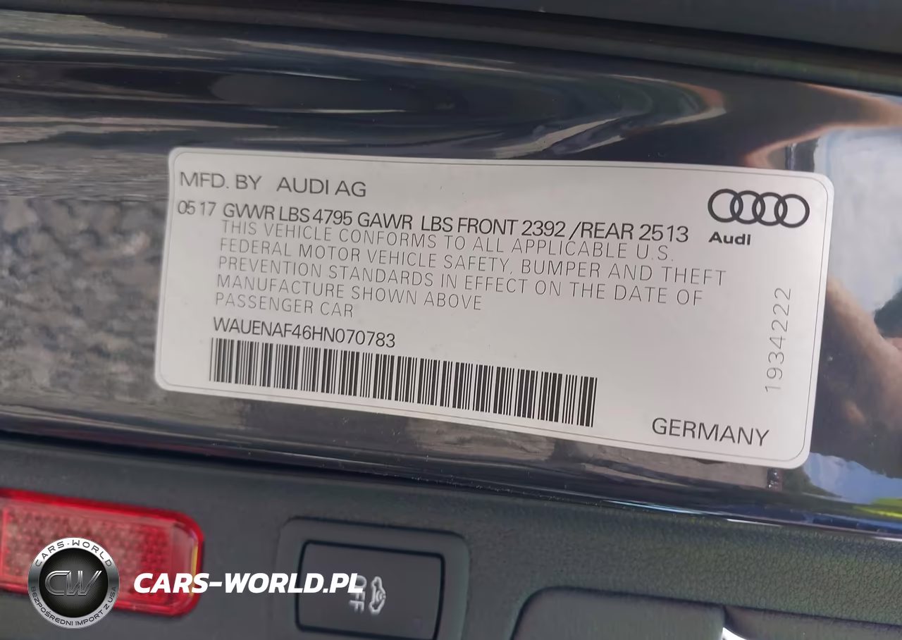 2017 Audi A4 2.0T Premium VIN:WAUENAF46HN070783 - 9