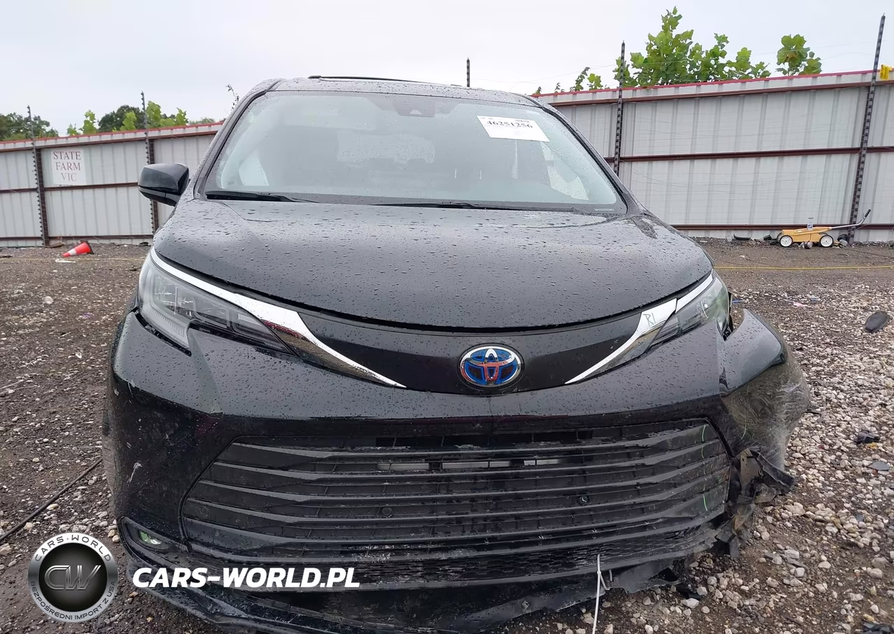 2025 Toyota Sienna Xle VIN:5TDJRKEC5SS244056 - 12