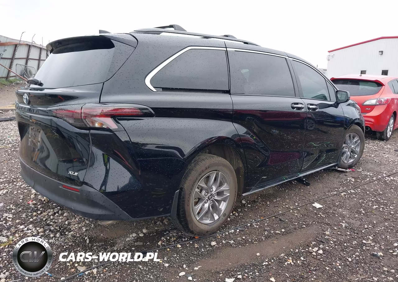 2025 Toyota Sienna Xle VIN:5TDJRKEC5SS244056 - 4