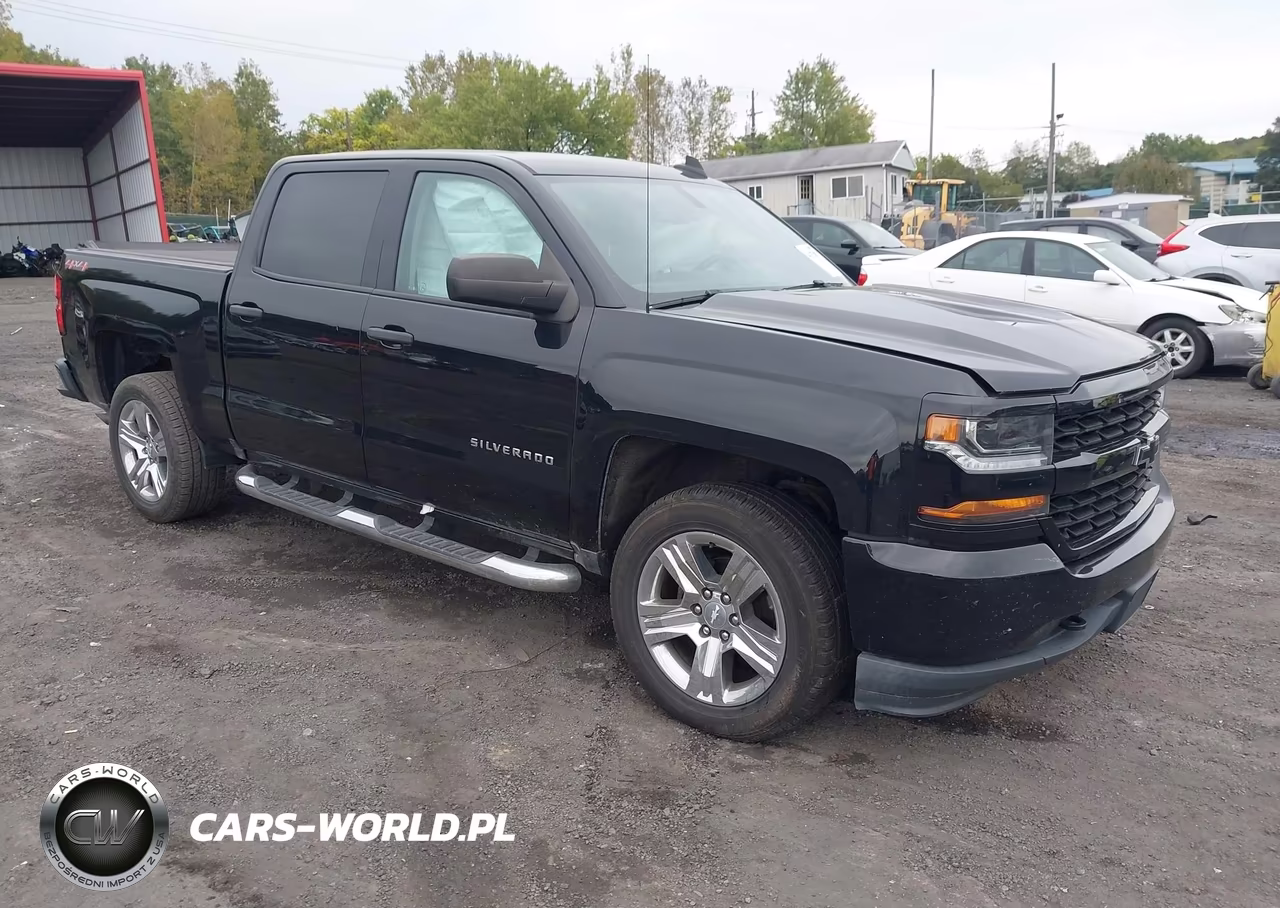 2018 Chevrolet Silverado 1500 Custom