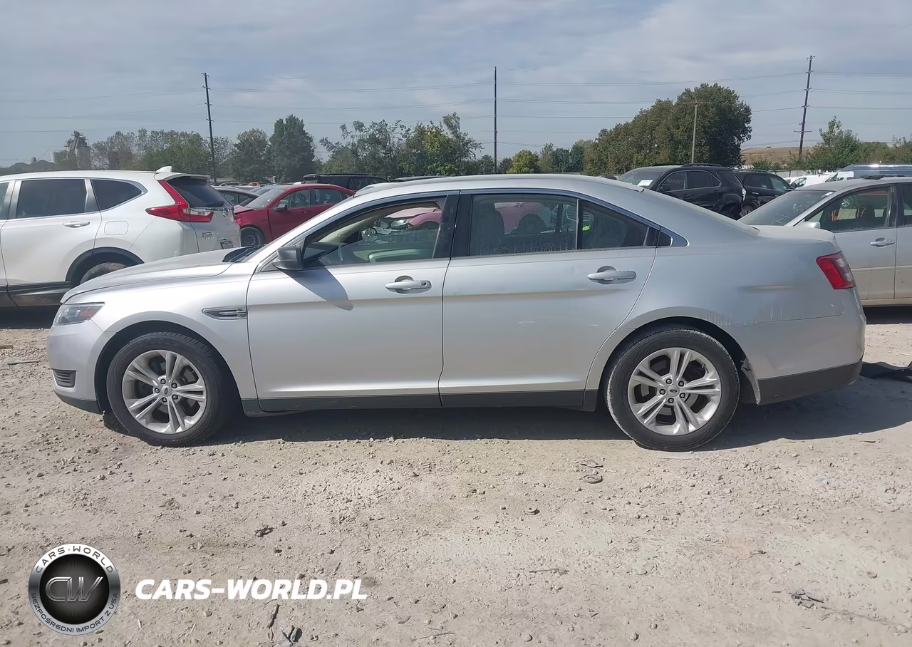 2016 Ford Taurus Se VIN:1FAHP2D85GG132169 - 15