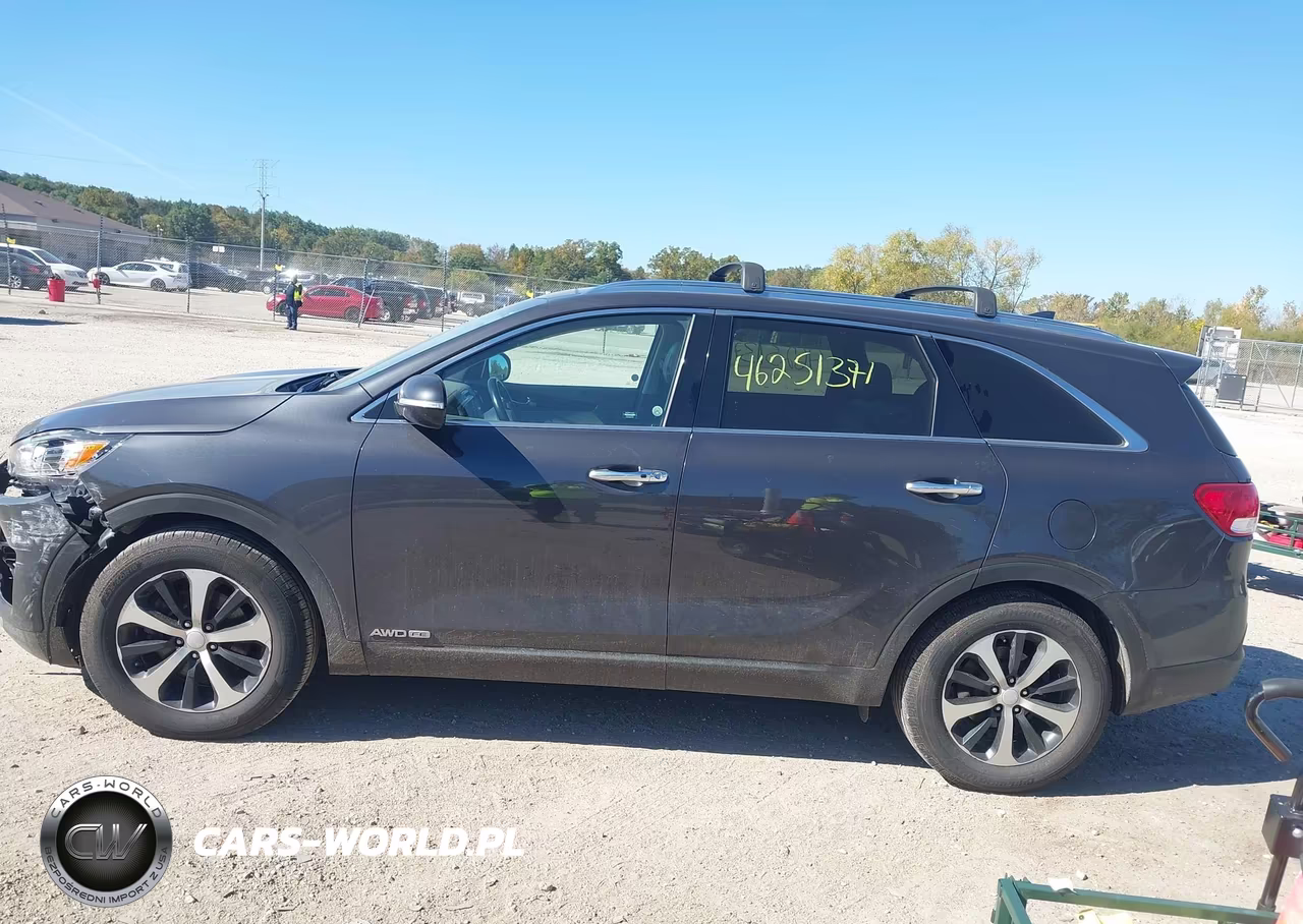 2016 Kia Sorento 3.3L Ex VIN:5XYPHDA58GG129892 - 14
