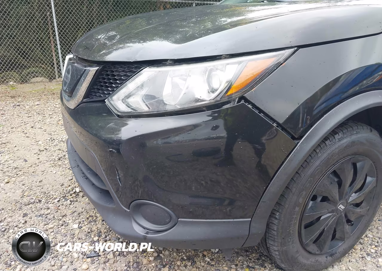 2019 Nissan Rogue Sport S VIN:JN1BJ1CP7KW527704 - 18