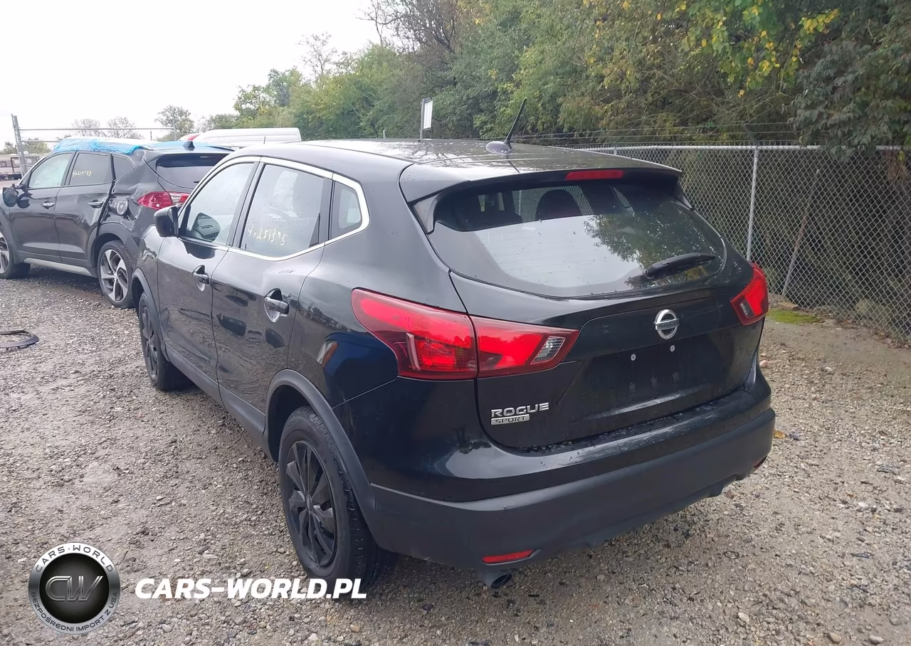 2019 Nissan Rogue Sport S VIN:JN1BJ1CP7KW527704 - 3