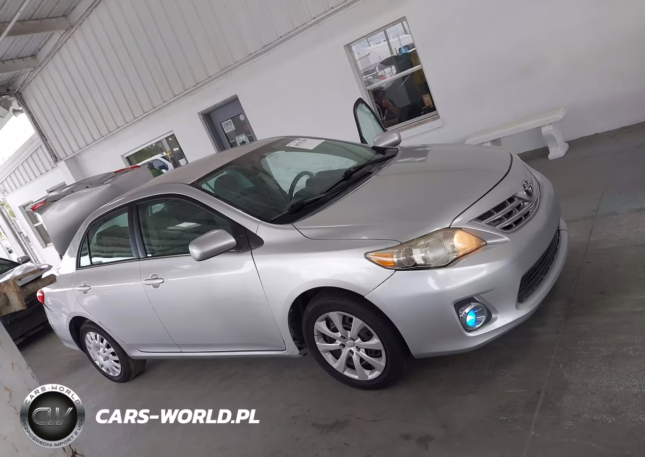 2013 Toyota Corolla Le VIN:5YFBU4EE7DP144214 - 13