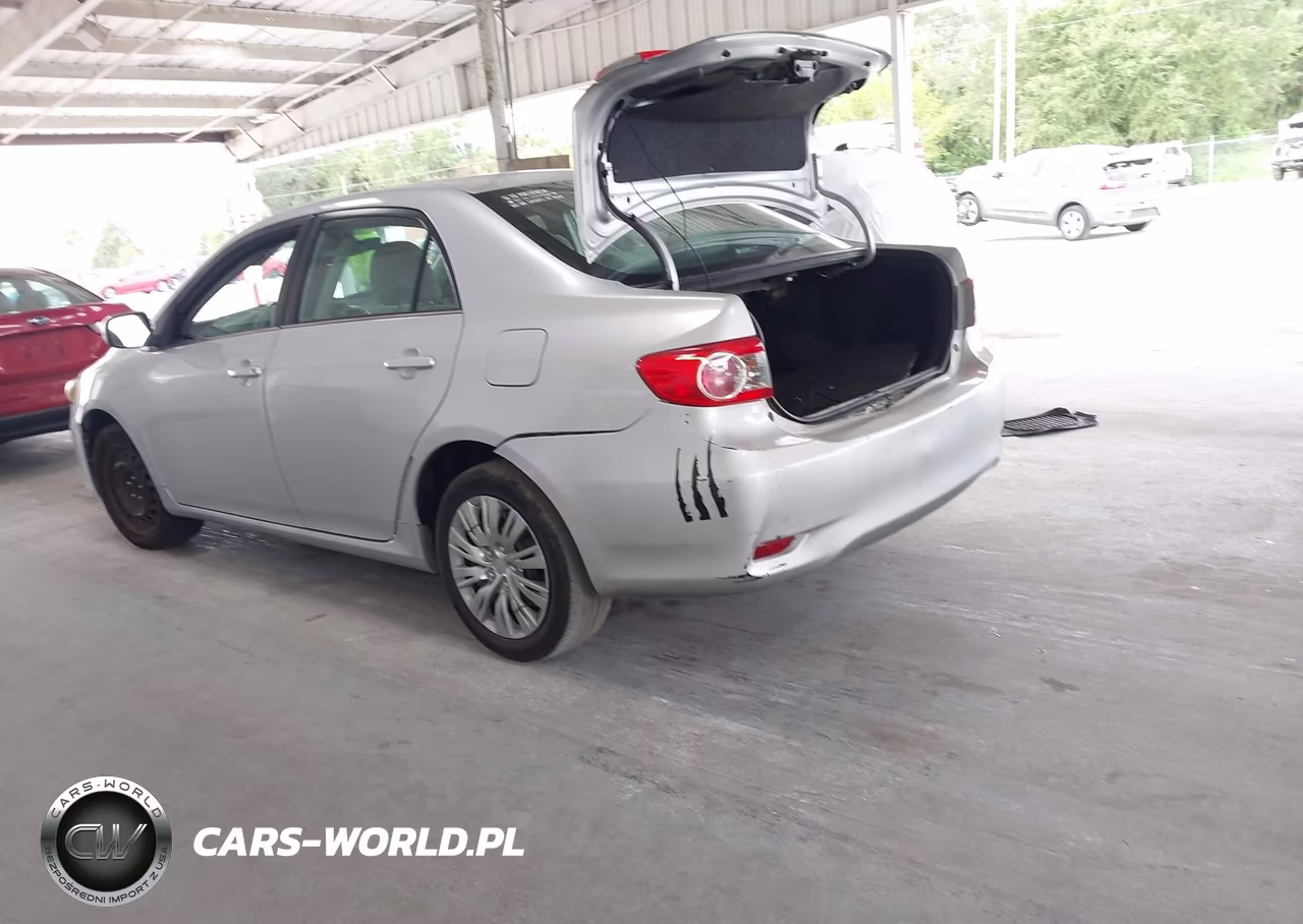 2013 Toyota Corolla Le VIN:5YFBU4EE7DP144214 - 3