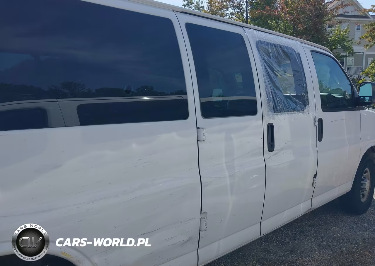 2019 Chevrolet Express 3500 Ls VIN:1GAZGNFG4K1353044 - 18