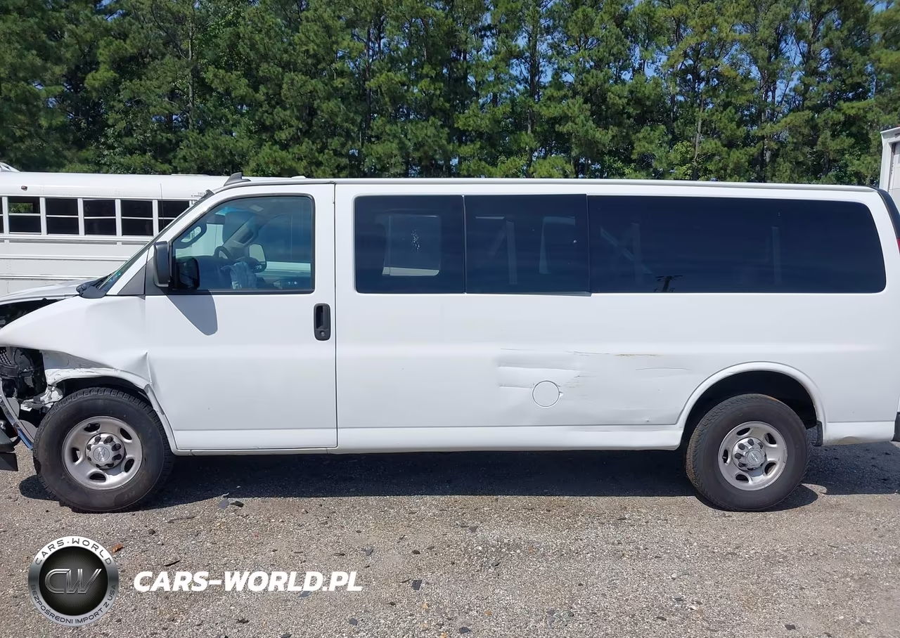 2019 Chevrolet Express 3500 Ls VIN:1GAZGNFG4K1353044 - 19