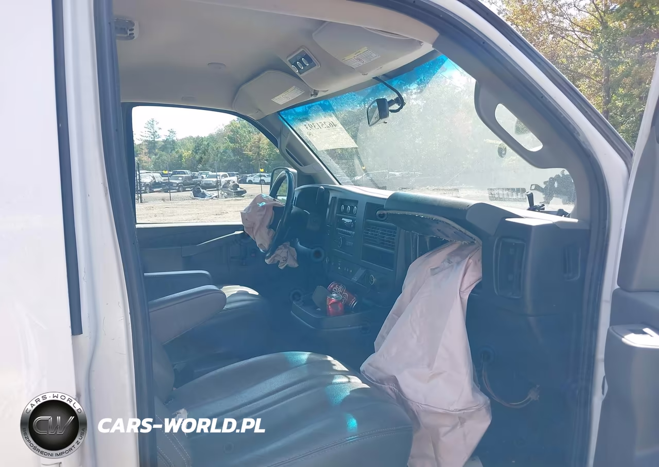 2019 Chevrolet Express 3500 Ls VIN:1GAZGNFG4K1353044 - 5