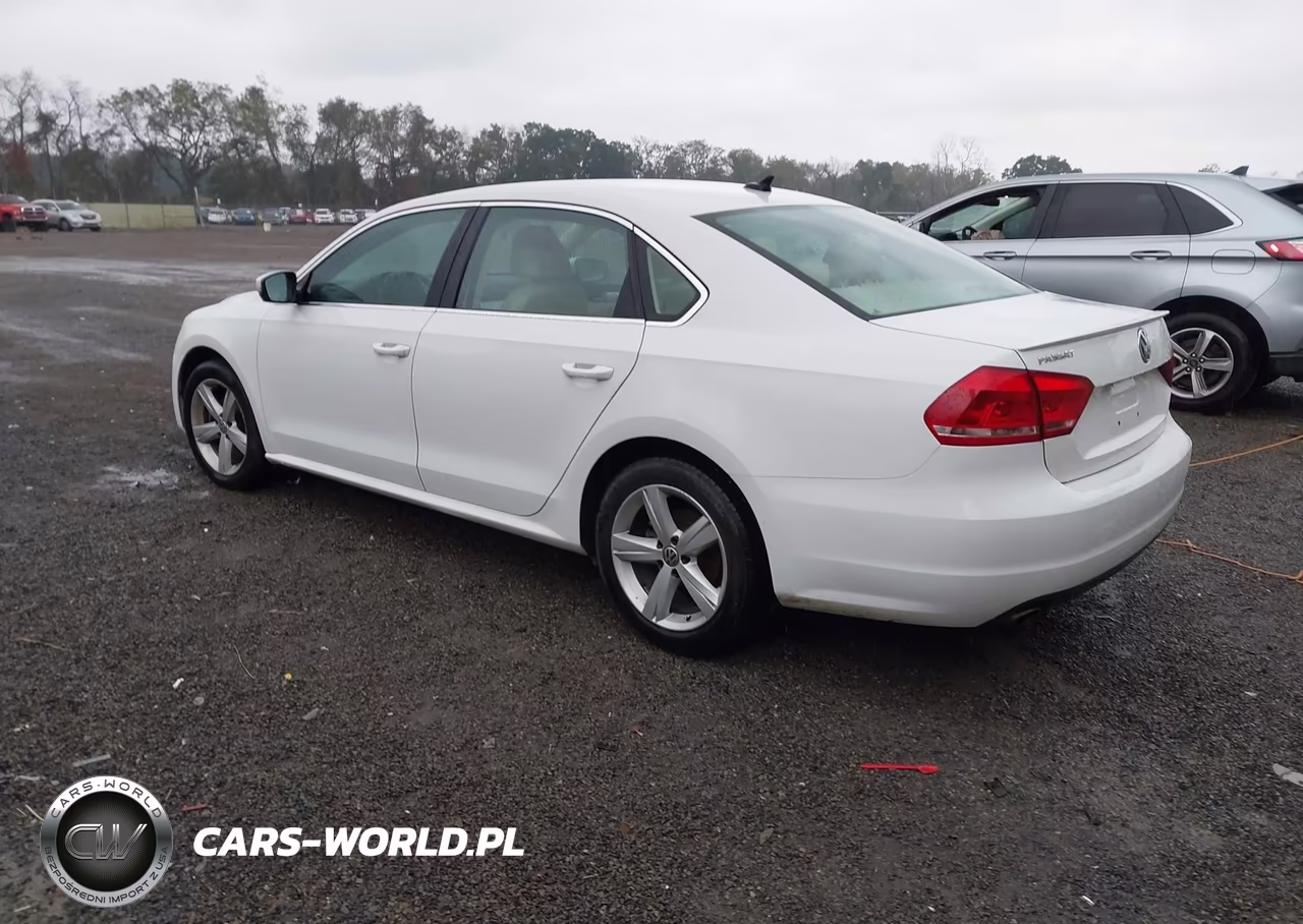 2013 Volkswagen Passat Se W-Sunroof VIN:1VWBP7A37DC039434 - 3