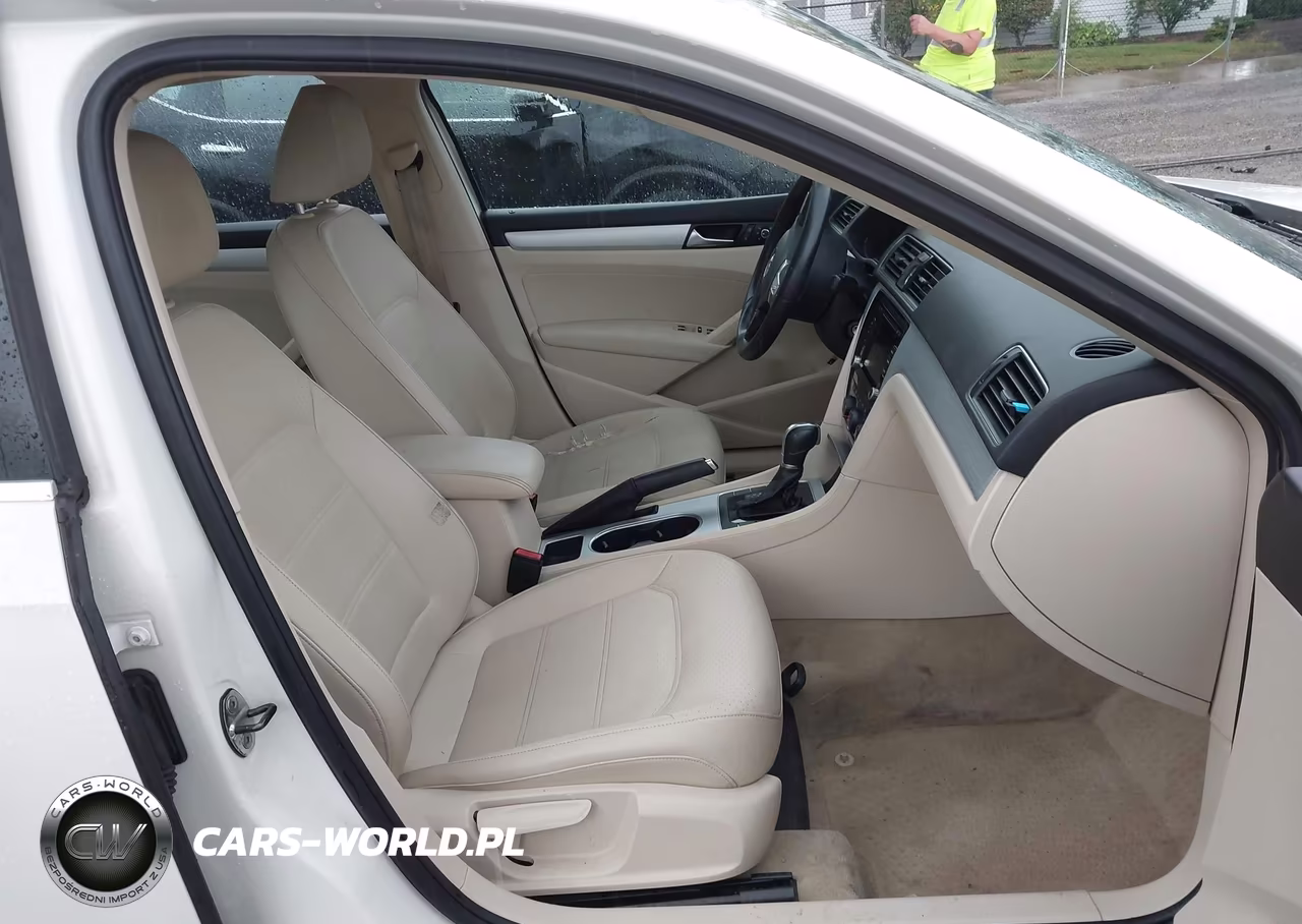 2013 Volkswagen Passat Se W-Sunroof VIN:1VWBP7A37DC039434 - 5