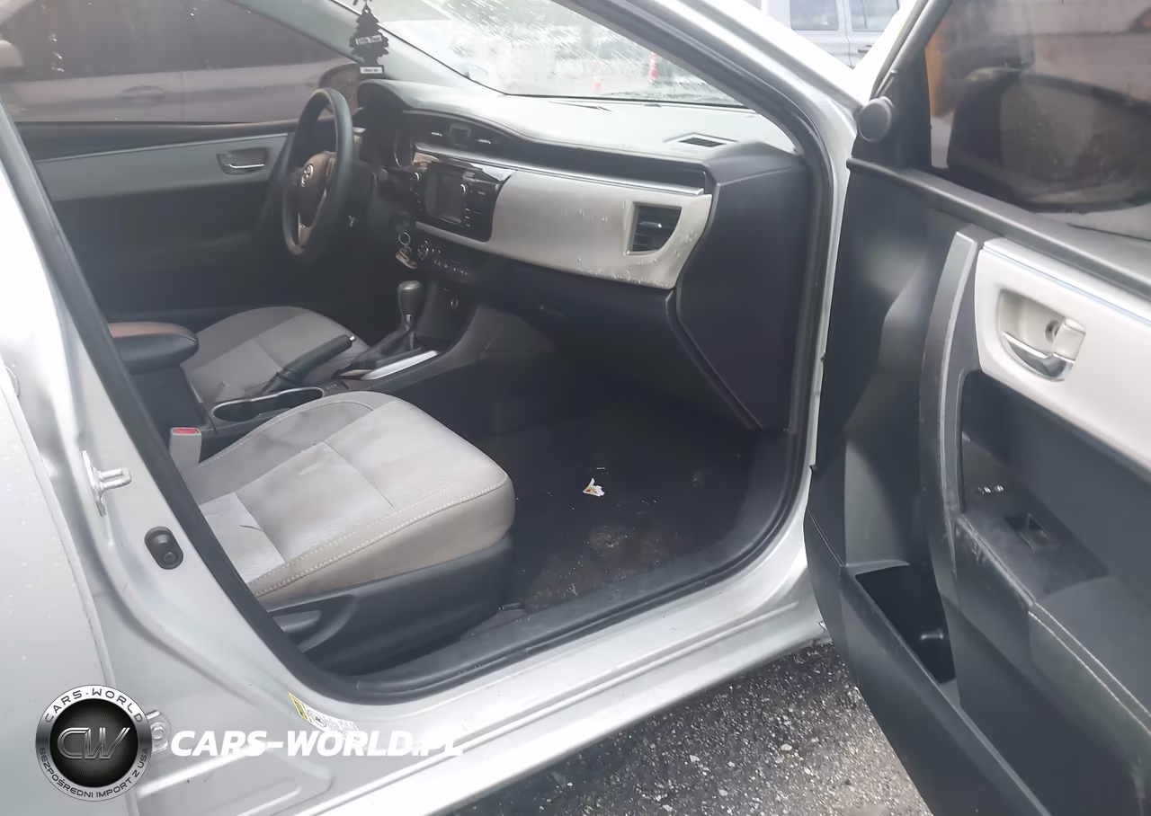 2016 Toyota Corolla Le VIN:2T1BURHE8GC608799 - 5
