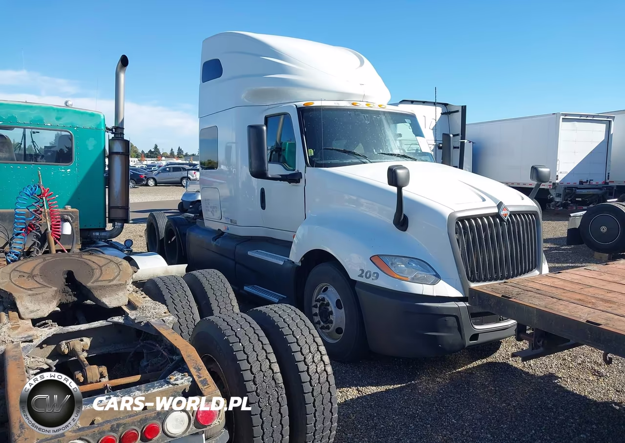 2019 International Lt VIN:3HSDZAPR9KN559775 - 1