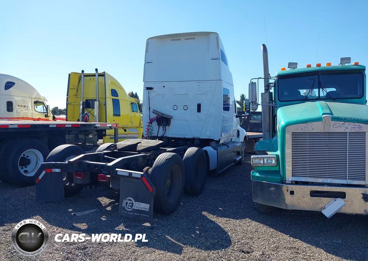 2019 International Lt VIN:3HSDZAPR9KN559775 - 4