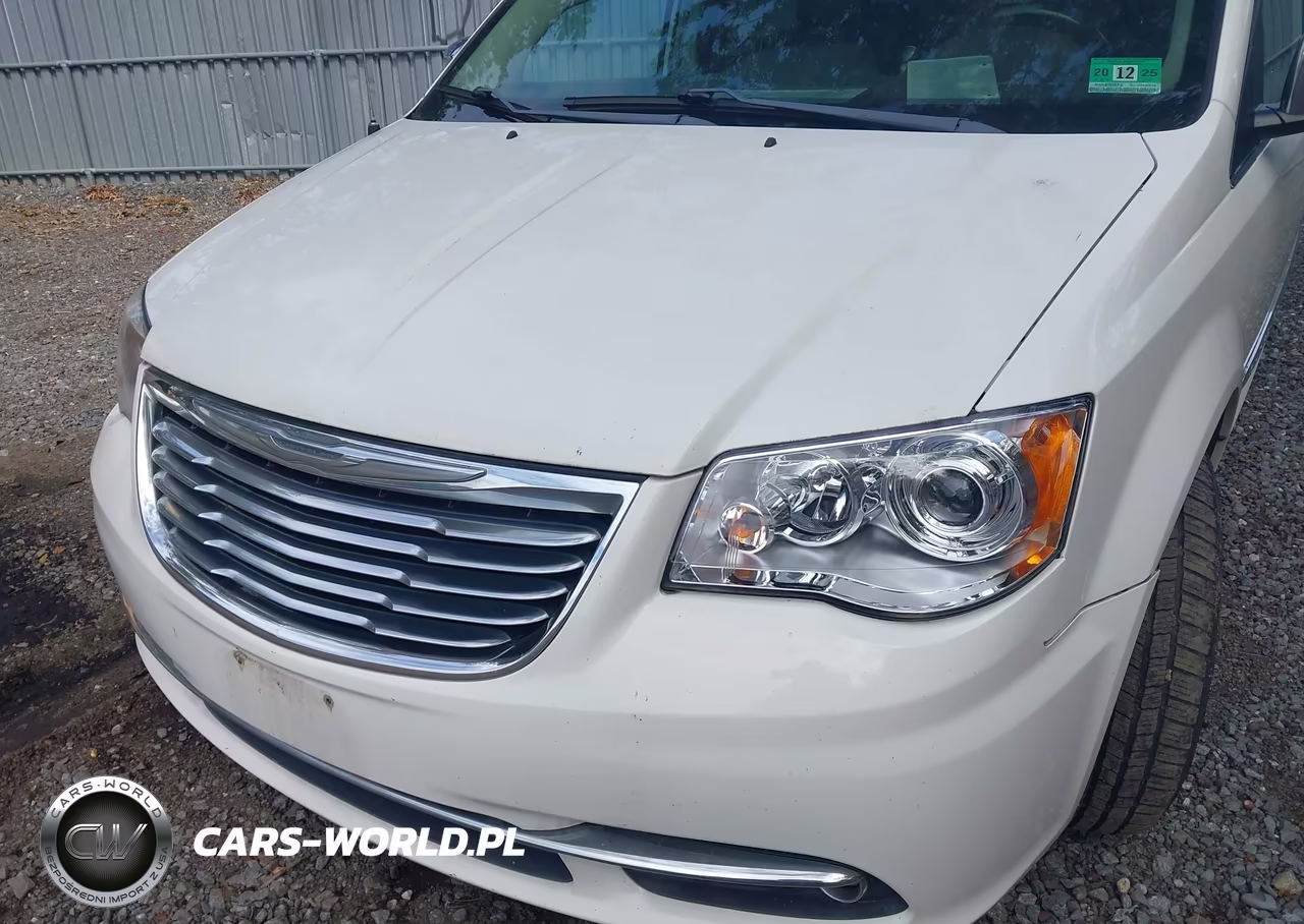 2011 Chrysler Town & Country Limited VIN:2A4RR6DG0BR609373 - 6