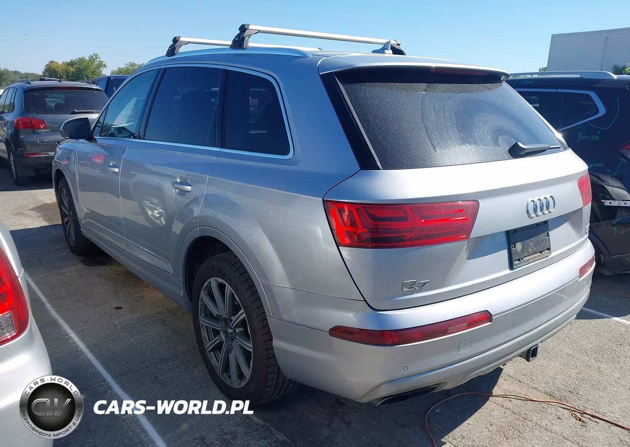 2018 Audi Q7 3.0T Premium VIN:WA1LABF70JD030646 - 3