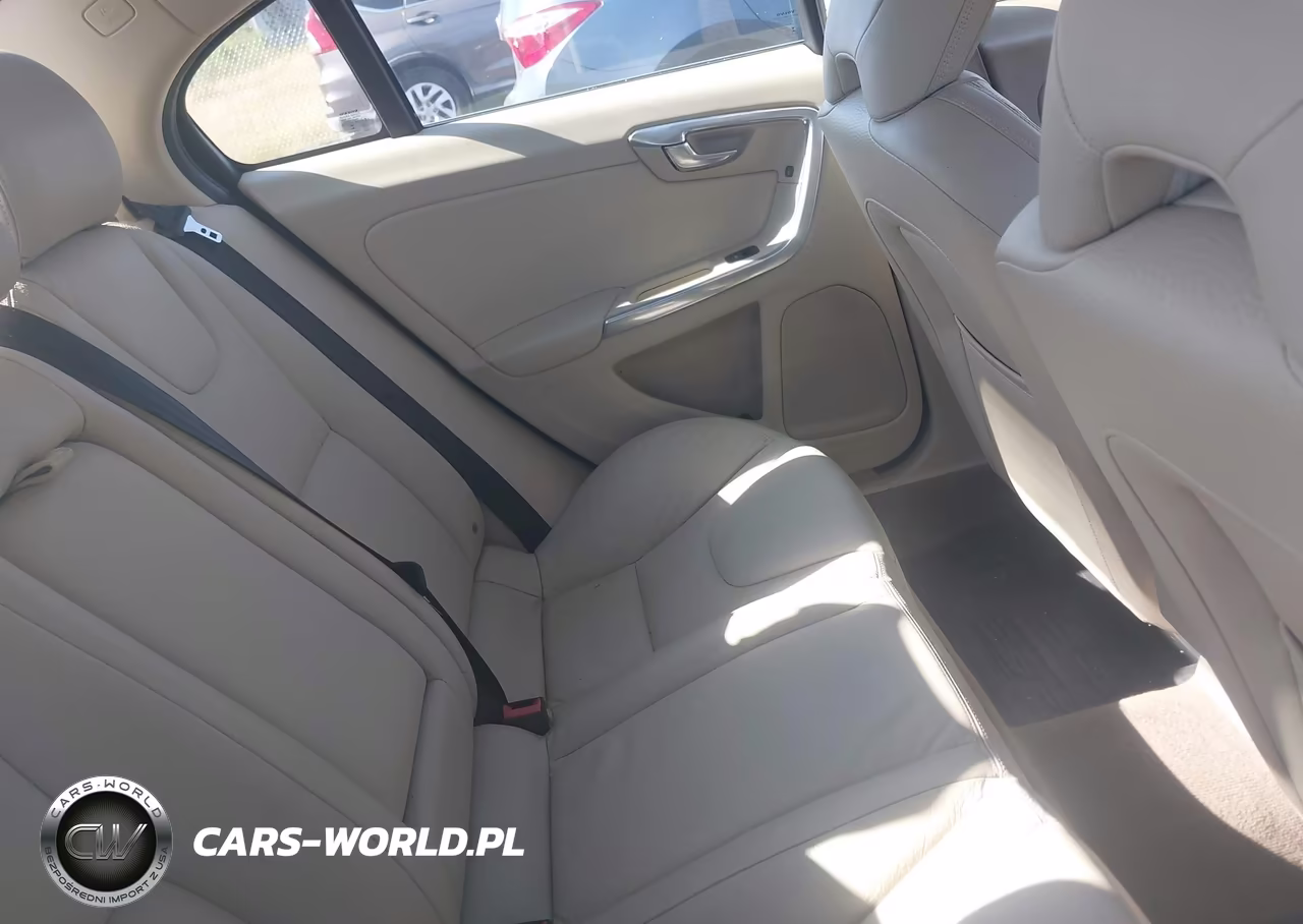 2014 Volvo S60 T5 VIN:YV1612FS6E1285892 - 8