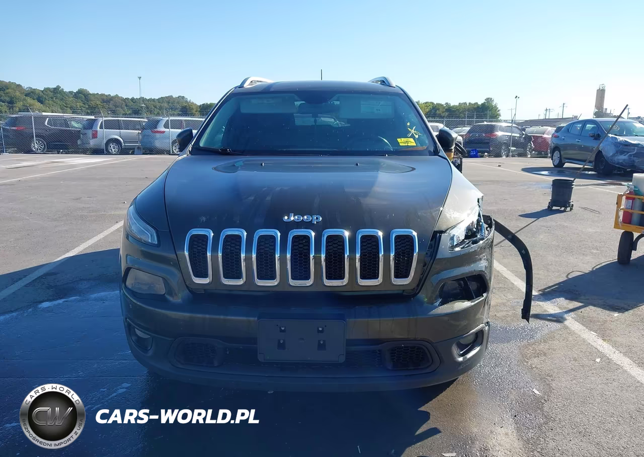 2015 Jeep Cherokee Latitude VIN:1C4PJMCS2FW583080 - 12