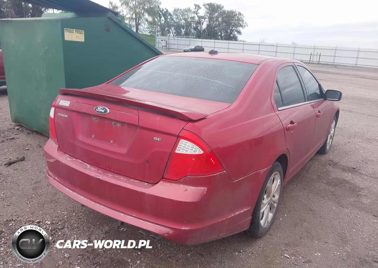 2012 Ford Fusion Se VIN:3FAHP0HA8CR437945 - 4