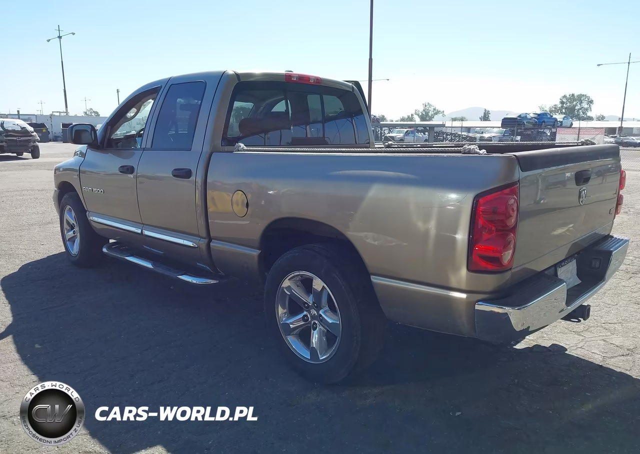 2007 Dodge Ram 1500 Laramie VIN:1D7HA182X7J504125 - 3