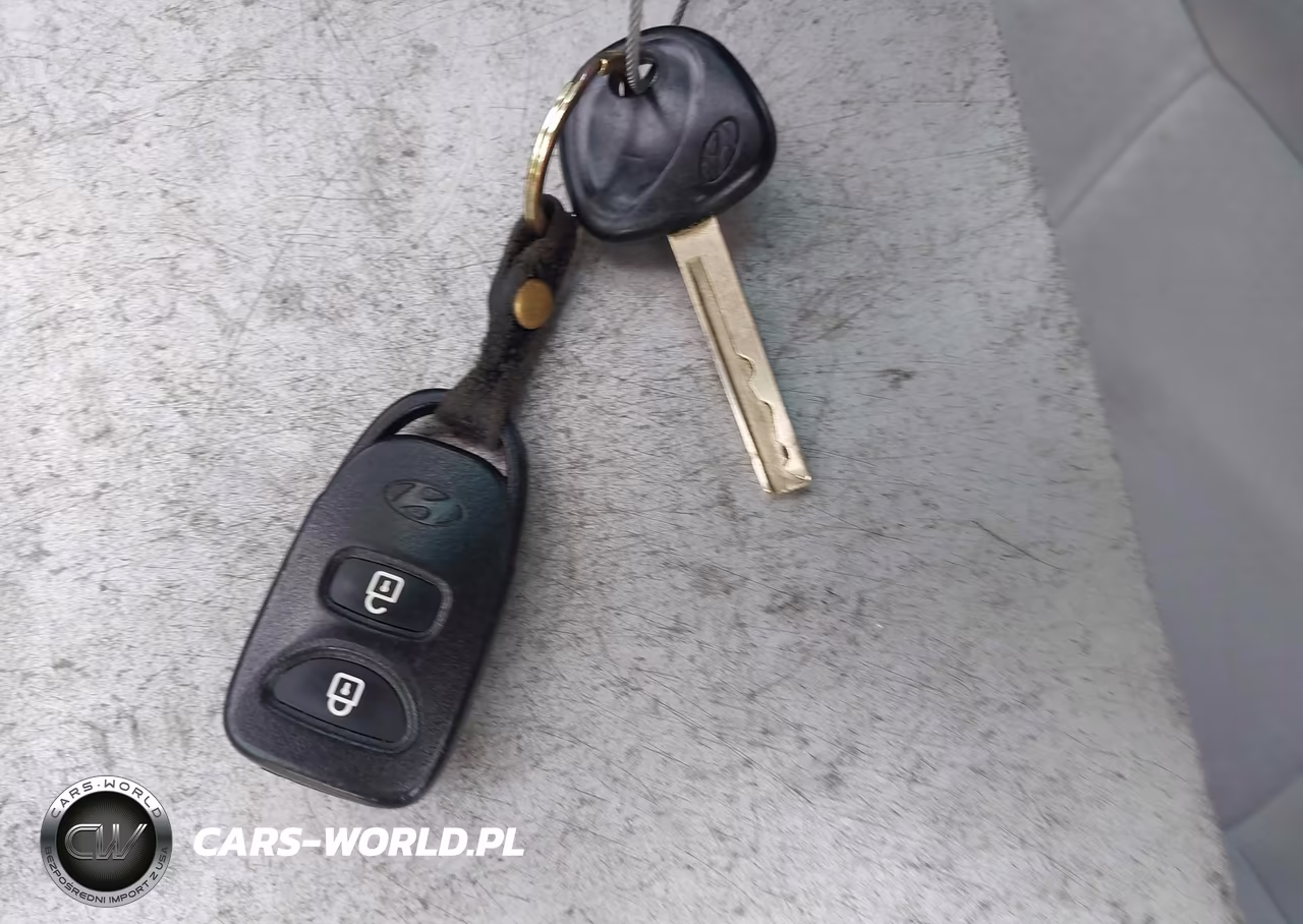 2013 Hyundai Accent Se VIN:KMHCU5AE0DU097574 - 11