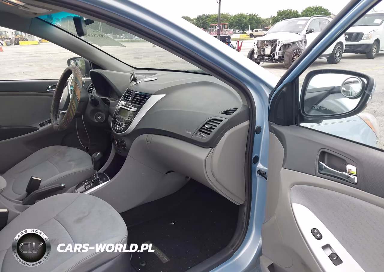 2013 Hyundai Accent Se VIN:KMHCU5AE0DU097574 - 5