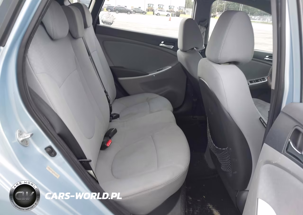 2013 Hyundai Accent Se VIN:KMHCU5AE0DU097574 - 8
