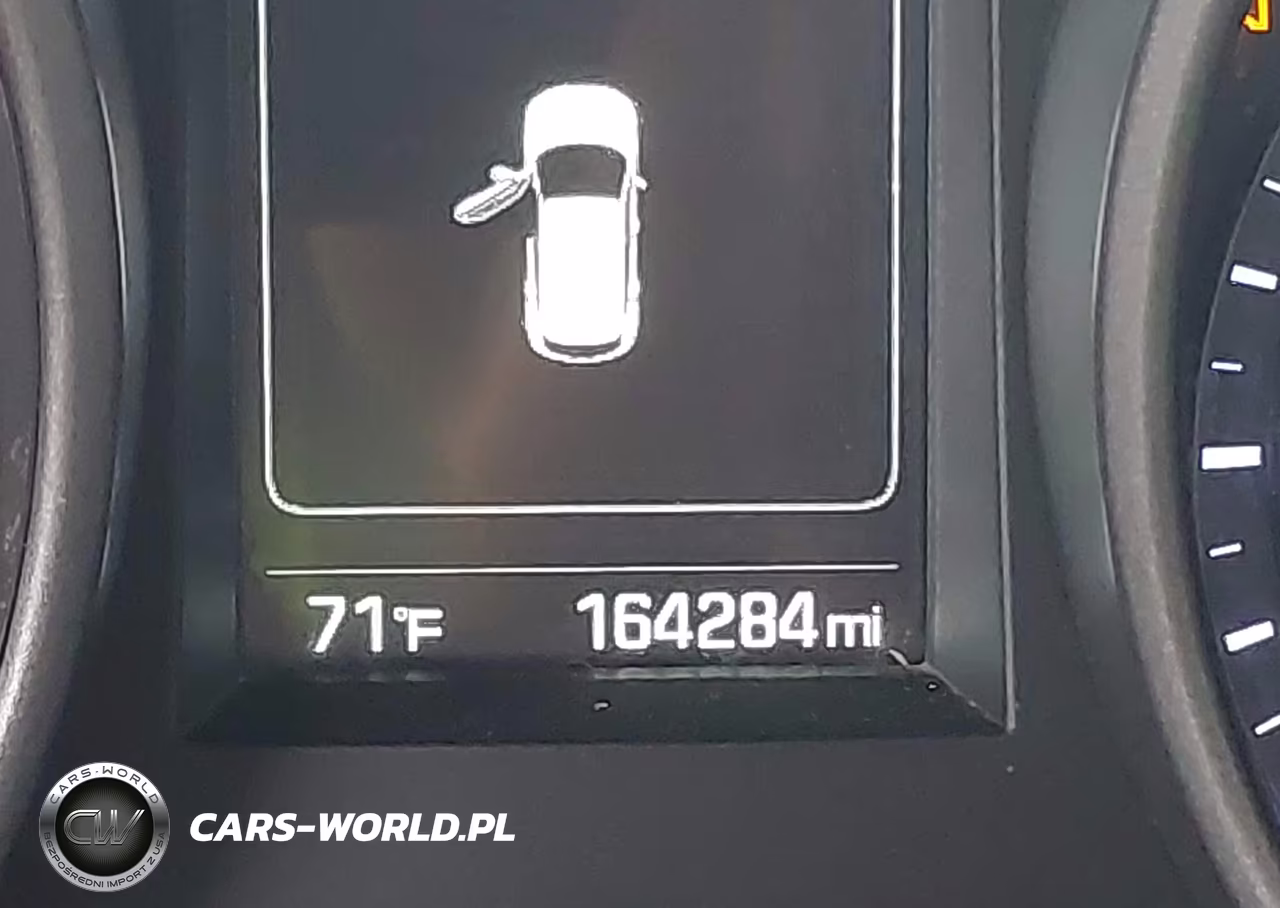 2018 Hyundai Santa Fe Sport 2.4L VIN:5XYZTDLB1JG547437 - 15