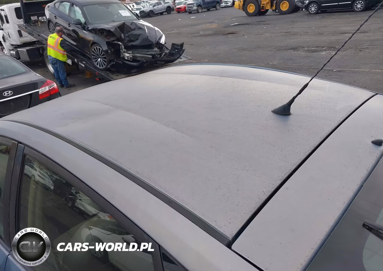 2007 Toyota Prius Touring VIN:JTDKB20U277548634 - 13