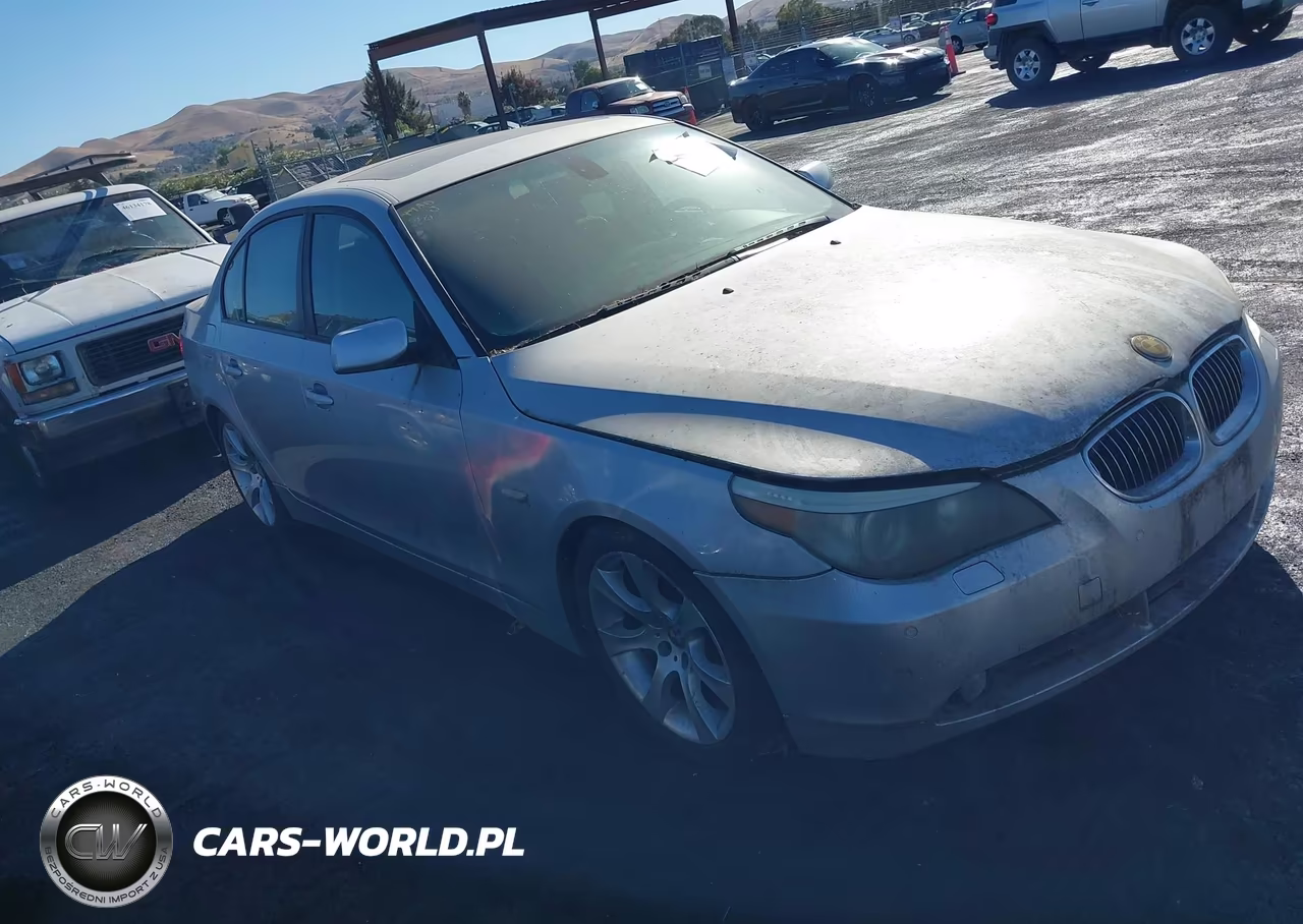 2005 BMW 545I