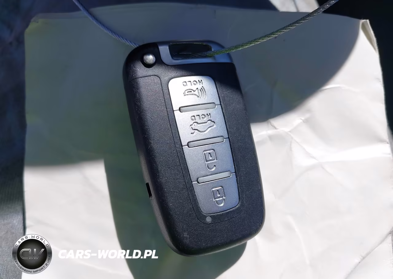 2020 Hyundai Ioniq Hybrid Blue VIN:KMHC65LC4LU208874 - 10