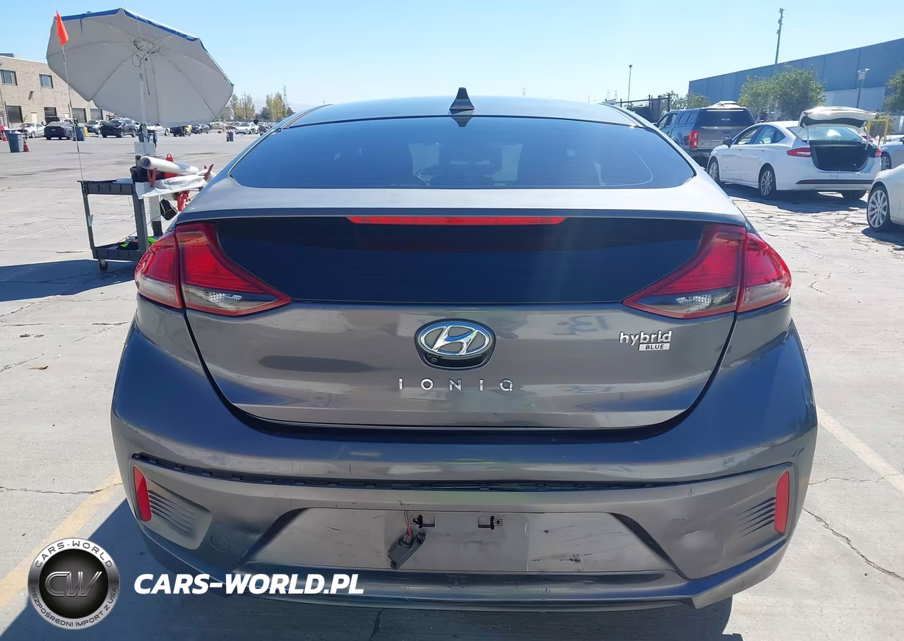 2020 Hyundai Ioniq Hybrid Blue VIN:KMHC65LC4LU208874 - 16