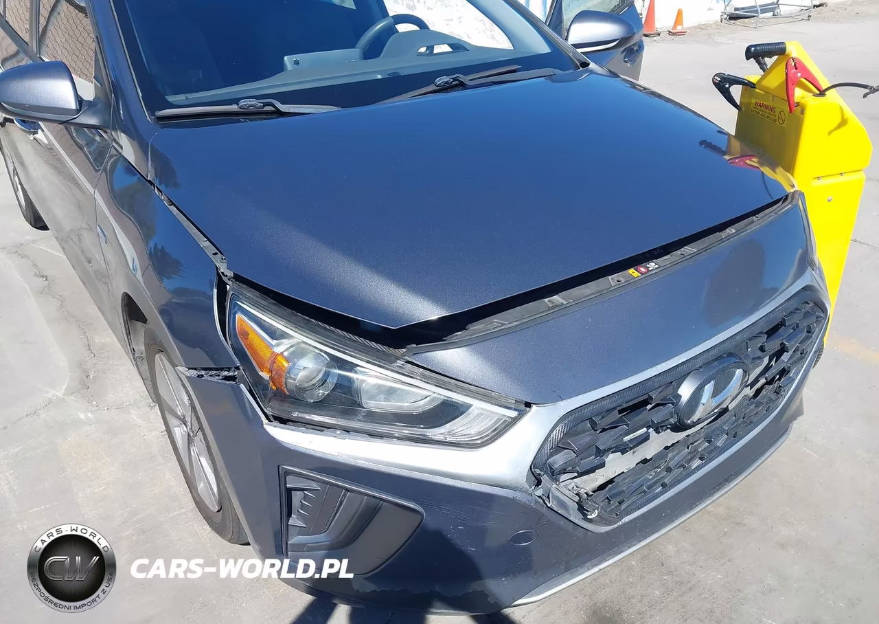 2020 Hyundai Ioniq Hybrid Blue VIN:KMHC65LC4LU208874 - 6