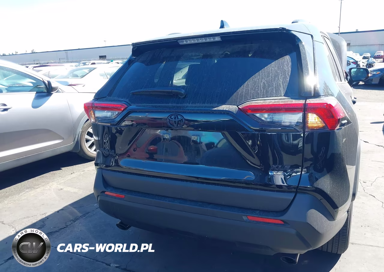 2025 Toyota Rav4 Hybrid Xle VIN:JTMRWRFV5SJ082351 - 17