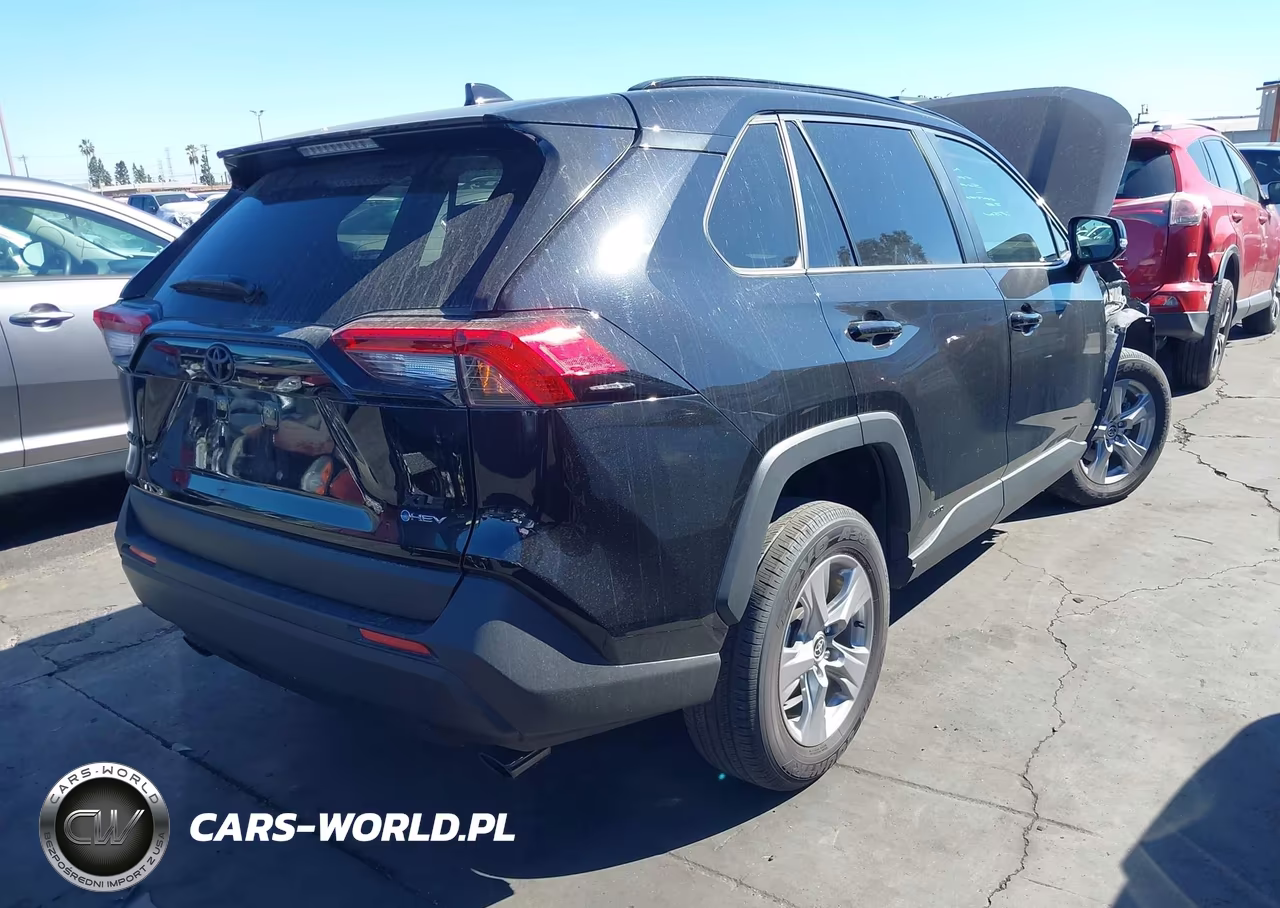 2025 Toyota Rav4 Hybrid Xle VIN:JTMRWRFV5SJ082351 - 4