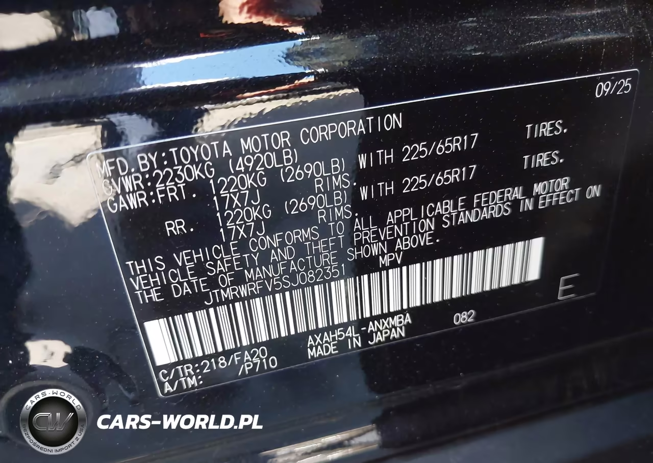 2025 Toyota Rav4 Hybrid Xle VIN:JTMRWRFV5SJ082351 - 9