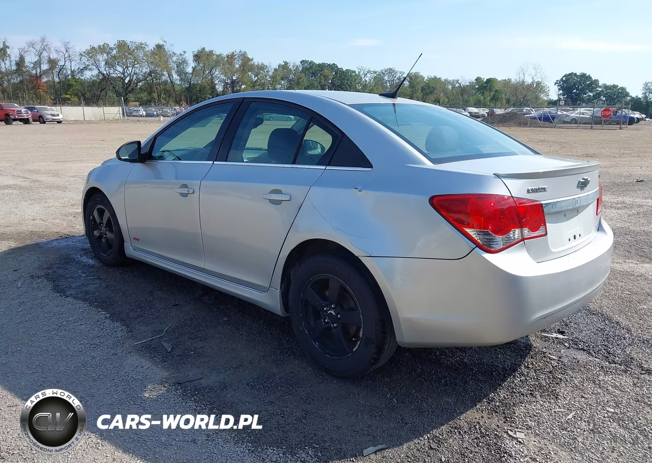 2013 Chevrolet Cruze 1Lt Auto VIN:1G1PC5SB2D7323859 - 3