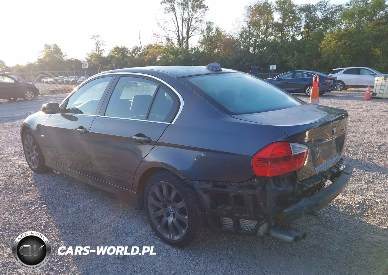 2006 BMW 330Xi VIN:WBAVD33516KL52906 - 3