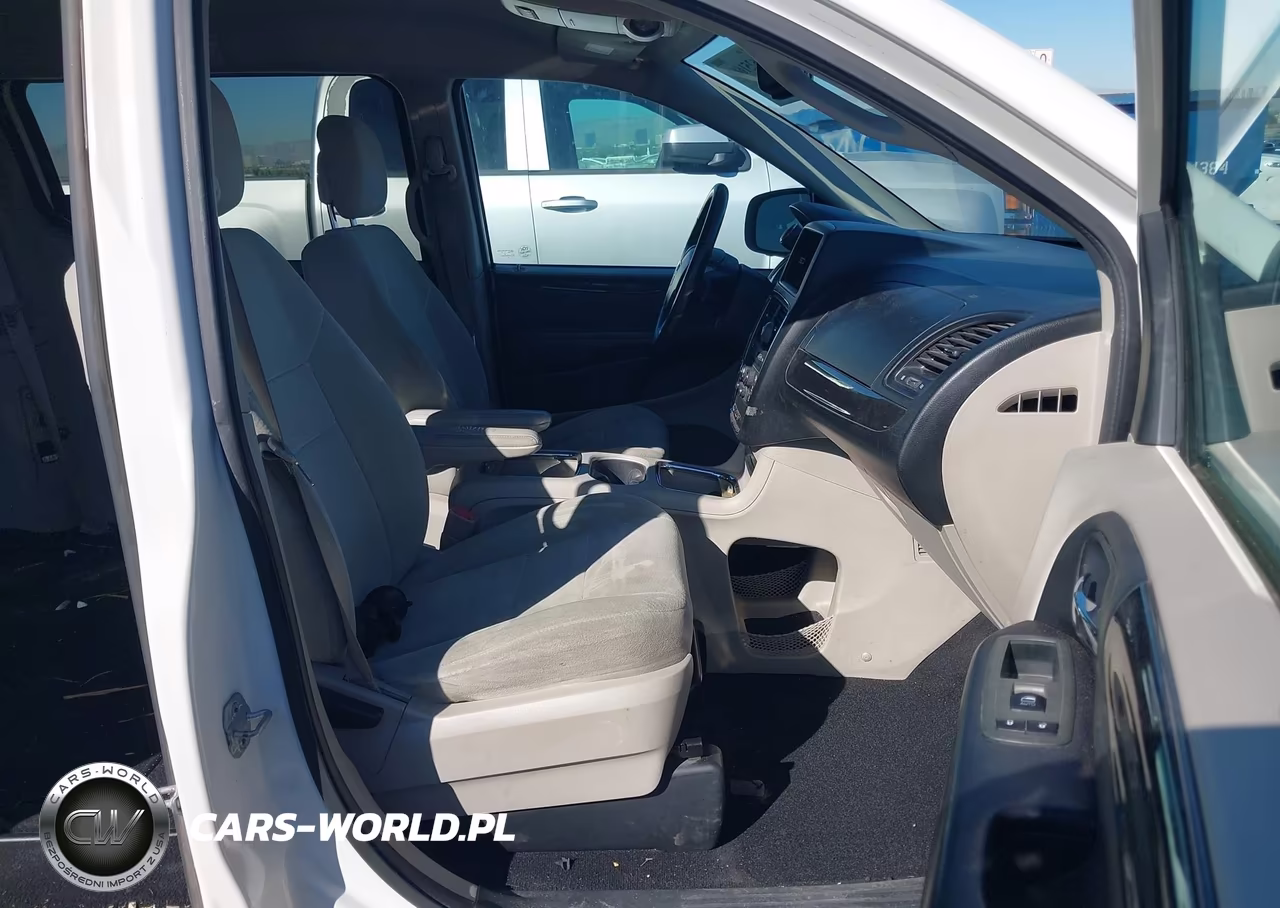 2012 Dodge Grand Caravan Sxt VIN:2C4RDGCG5CR294468 - 5