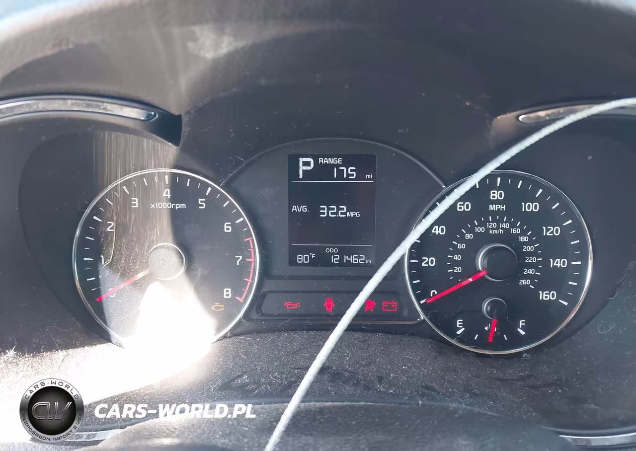 2018 Kia Forte Lx VIN:3KPFK4A73JE176556 - 7
