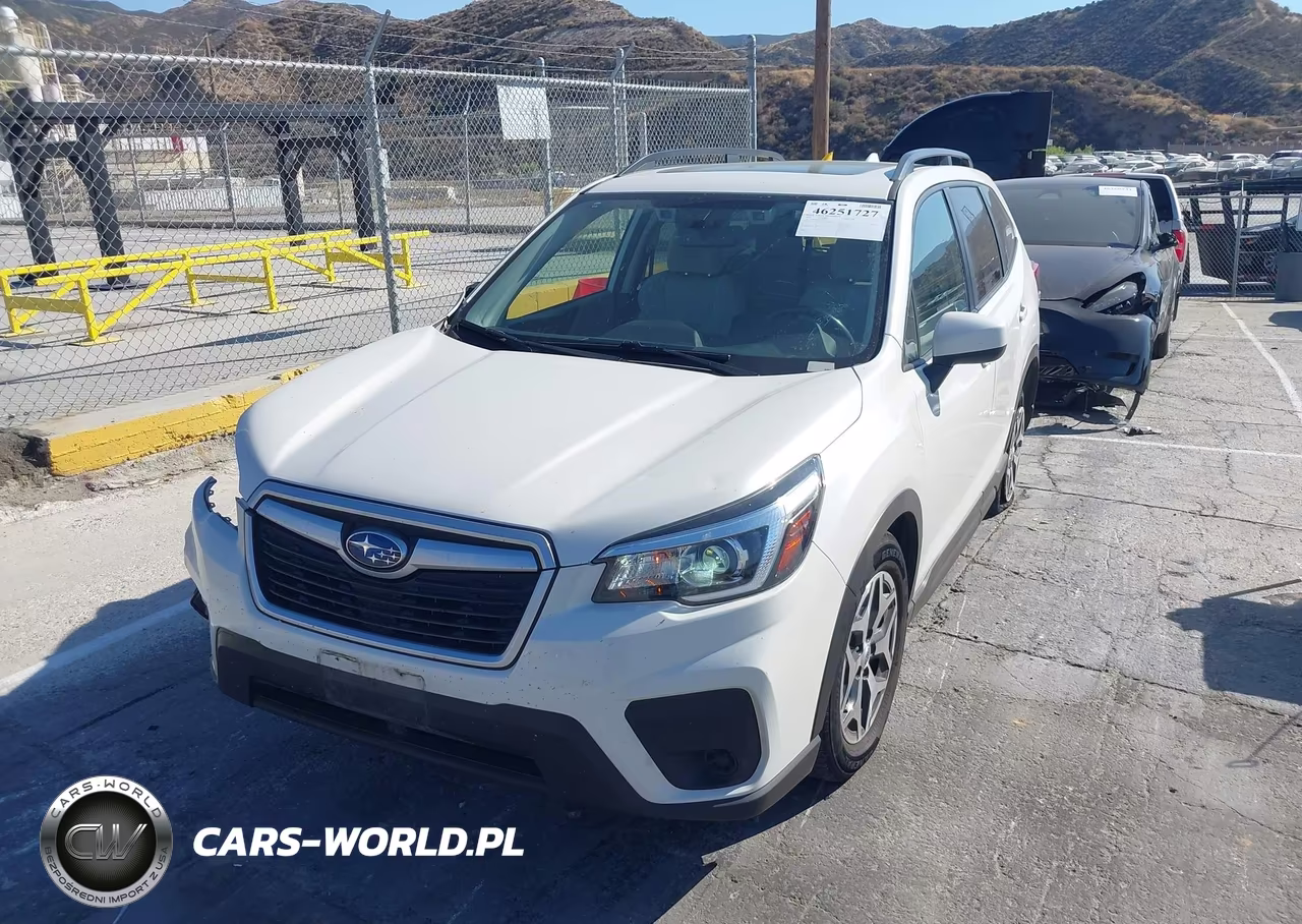 2020 Subaru Forester Premium VIN:JF2SKAJC5LH608461 - 2