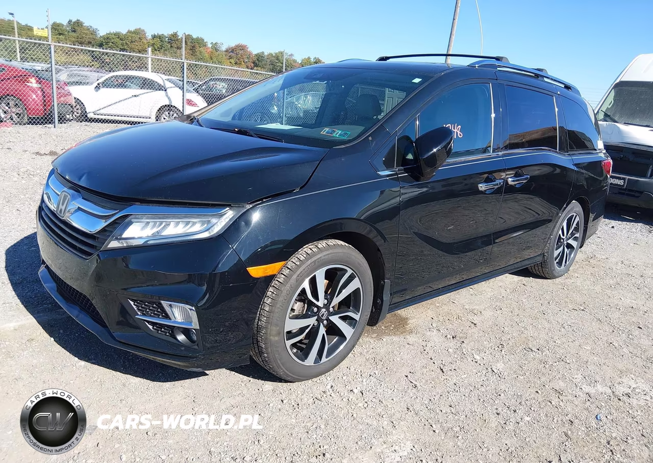 2018 Honda Odyssey Elite VIN:5FNRL6H96JB071811 - 2