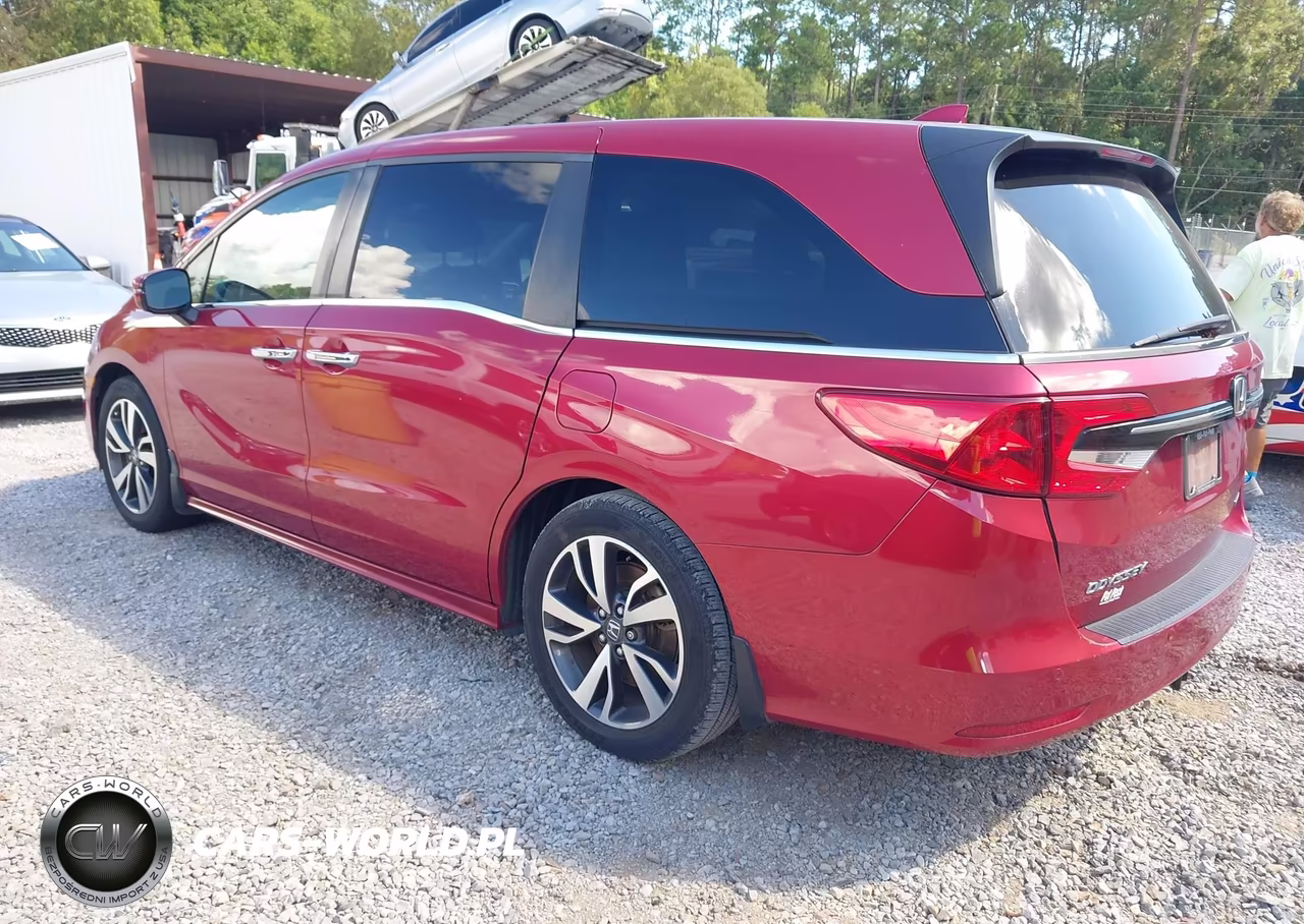 2022 Honda Odyssey Touring VIN:5FNRL6H83NB022787 - 3