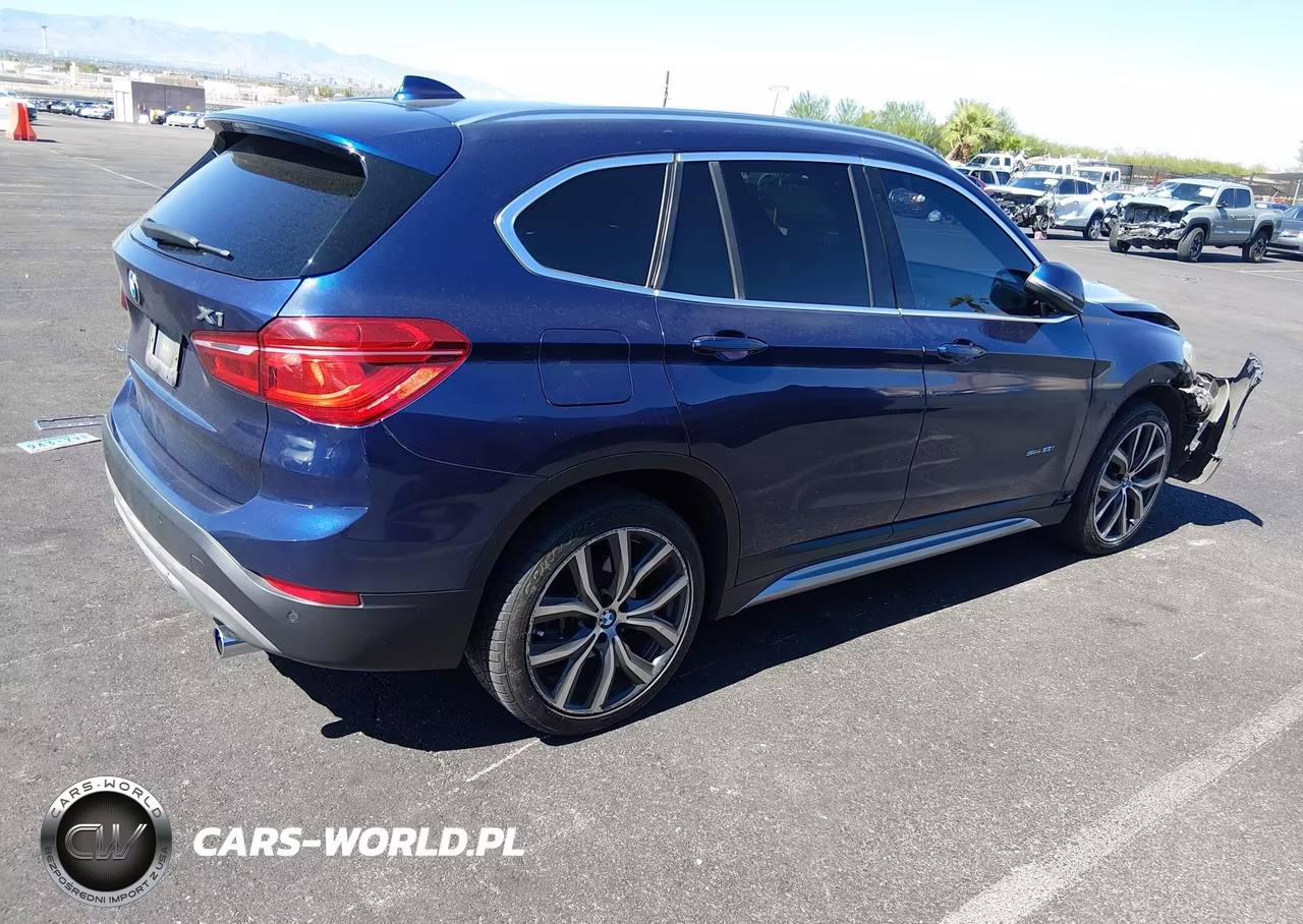 2017 BMW X1 Sdrive28I VIN:WBXHU7C3XH5H36826 - 4