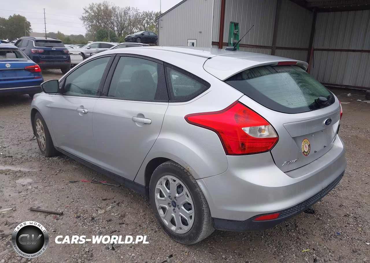 2012 Ford Focus Se VIN:1FAHP3K27CL445410 - 3