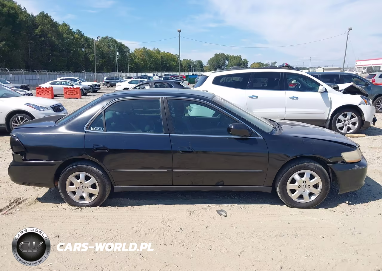 1999 Honda Accord Lx VIN:1HGCG5649XA107585 - 13