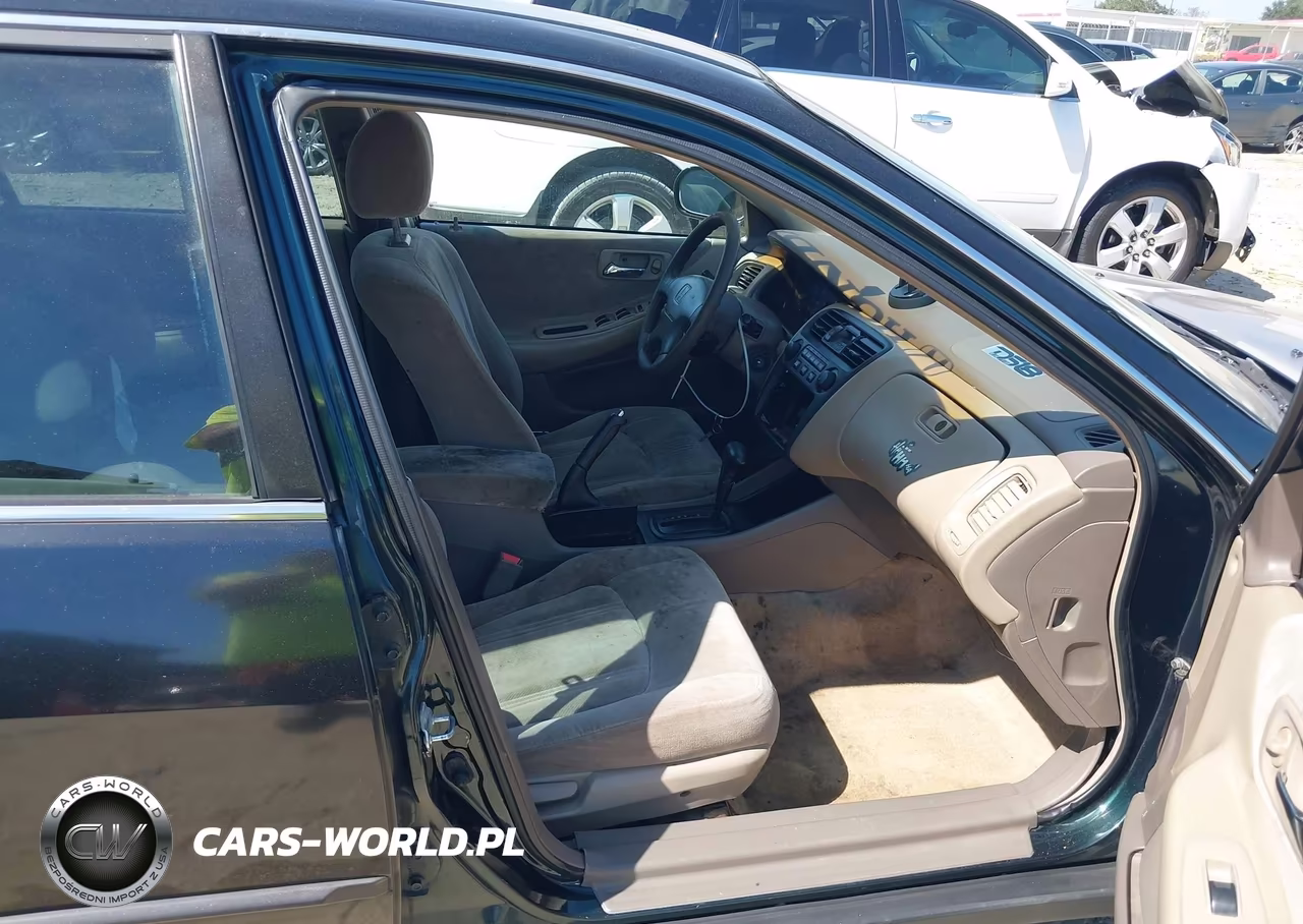 1999 Honda Accord Lx VIN:1HGCG5649XA107585 - 5