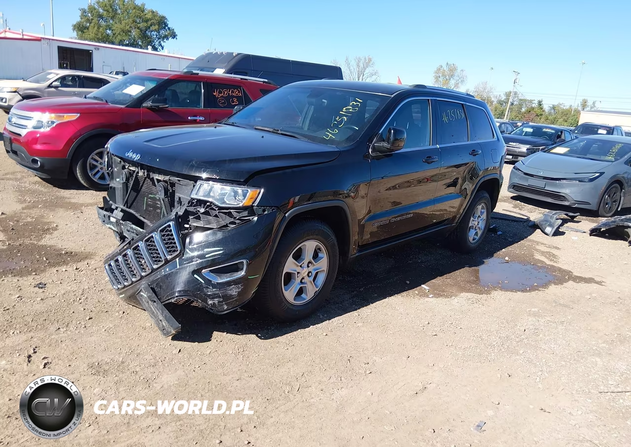 2017 Jeep Grand Cherokee Laredo 4X4 VIN:1C4RJFAG6HC755005 - 2