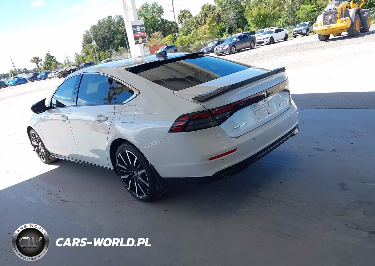 2024 Honda Accord Hybrid Touring VIN:1HGCY2F83RA029418 - 3
