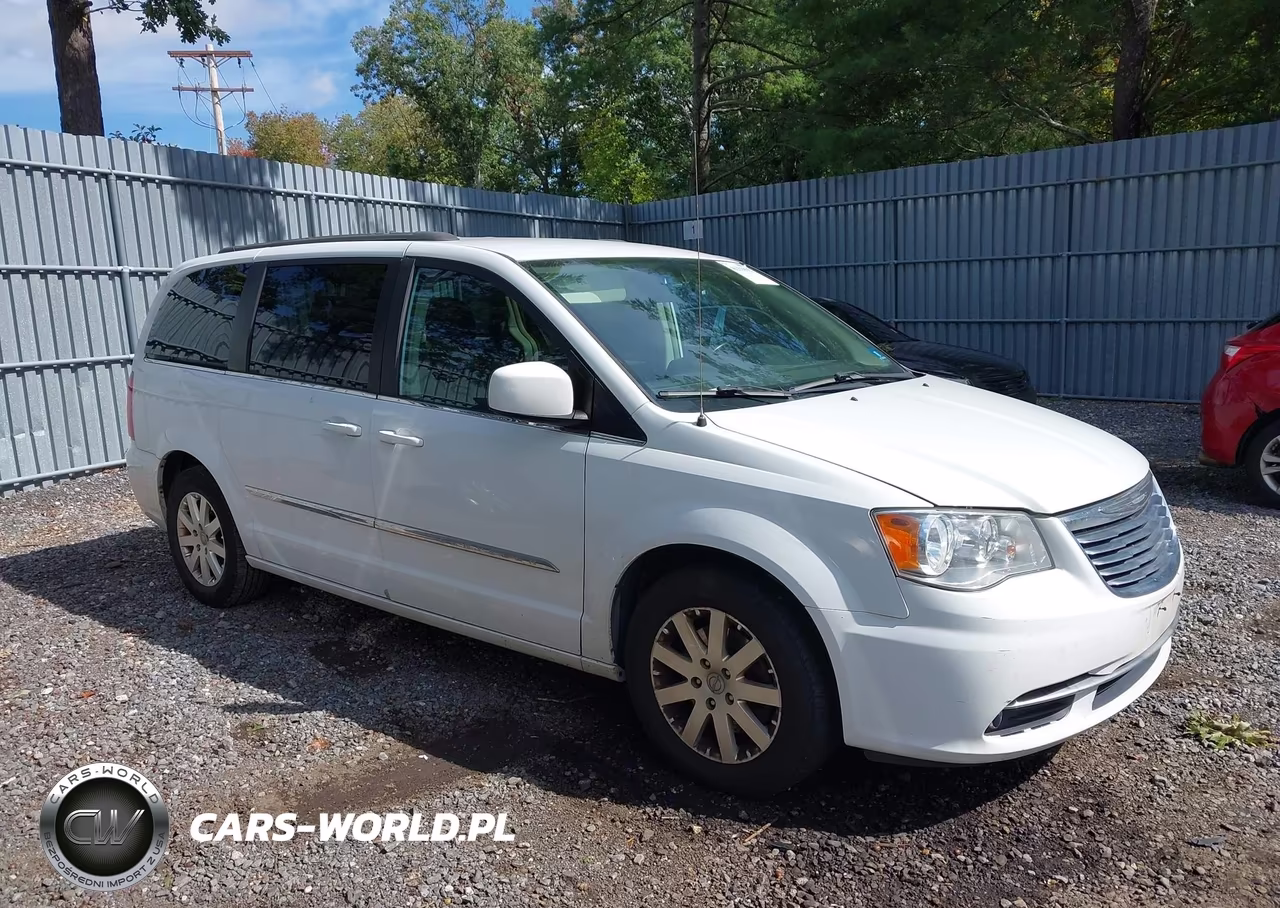 2016 Chrysler Town & Country Touring VIN:2C4RC1BG7GR205328 - 1
